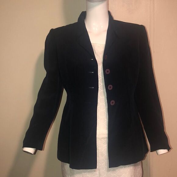 Kasper Jacket  - Picture 1 of 6
